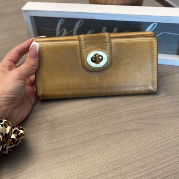 Coach wallet v - Picture 2 of 4